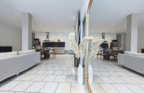 Loft Station Parking Video Projector near Tours - Photo 57