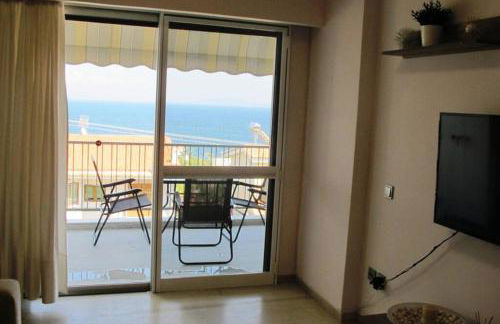 Sunrise pearl in Attika Riviera apt and Parking - Foto 22