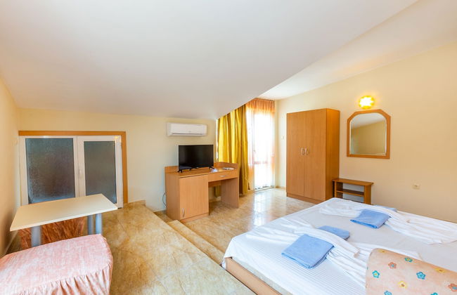 Family Studio in Dafinka Guest House - Photo 12