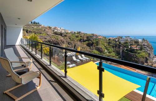 Villa Skylark - by LovelyStay - Foto 33