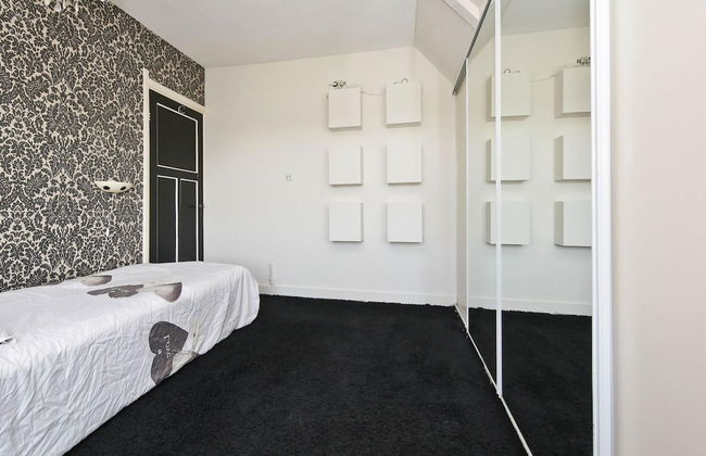 Characteristic Country House With Wellness - Foto 7