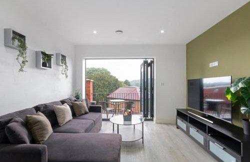 CR2-Gated Apartment with Secure Parking-Ideal for Contractors - Foto 9