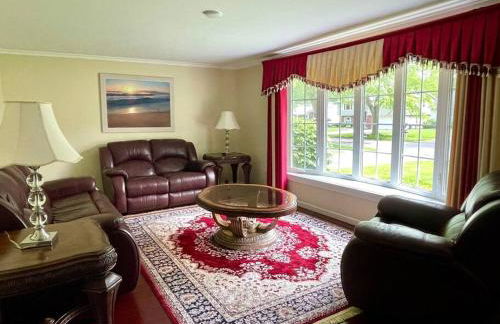 Gorgeous Williamsville Home in Central Location - Foto 12