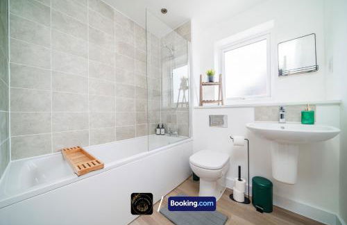 Manchester 3-Bed House l Free Parking l WiFi l Your Home Away From Home hosted by The Cosy Corner Nationwide - Foto 8