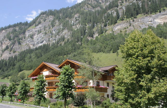 Bright Holiday Home in Huttschlag near Mountains Ski Slopes - Foto 18