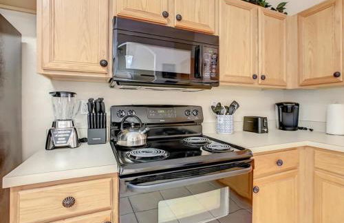 Spacious Regal Oaks Townhome by Disney - Foto 14