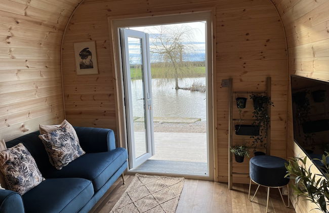 New Farm Holidays - Photo 2