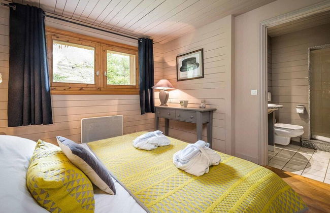 Large Chalet With Barrel Sauna and Whirlpool - Foto 4