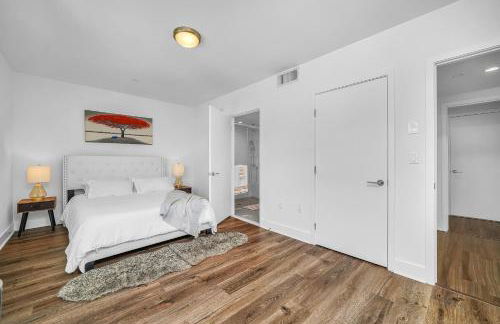 Amazing, Spacious Unit, Heart LA - Photo 45