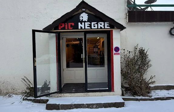 Rental material ski / snow. Pic Negre - Candanchú - Photo 1