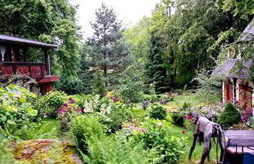 Za Siódmą Górą - Foto 9