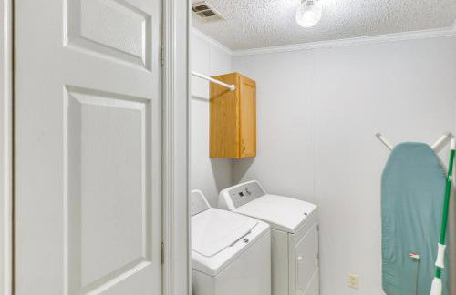 Pet-Friendly Sparta Retreat Porches and Fire Pit! - Foto 24