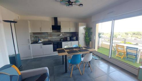 Grand Studio Confort et Cosy - Plage à 6 mn à pieds - Wifi - Photo 2