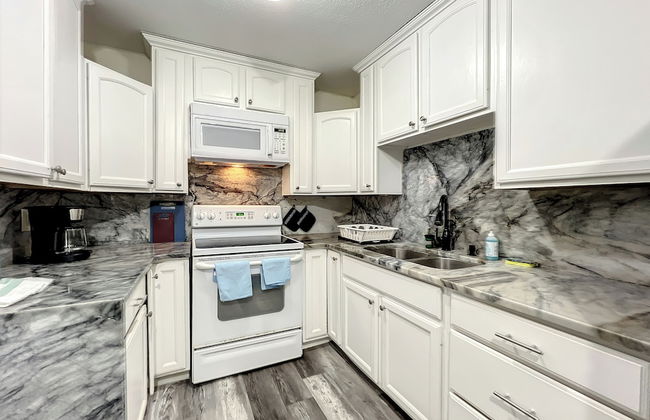 1 Bed Altamonte Springs Apartment Unit #3 - Photo 4