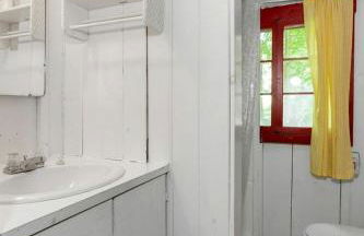 Luxury Camping Cabin with Fireplace near Hanover, New Hampshire - Foto 7