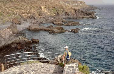 Los Abrigos 2 apartments Guest House Ocean relax, wifi, playas - Foto 59