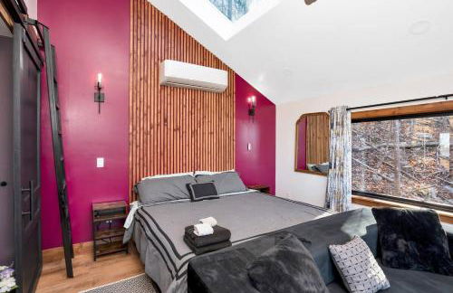 Blooming Redbud Treehouse with private hot tub - Foto 12