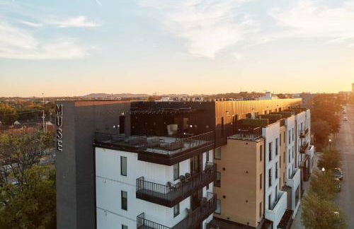 Oasis Steps From Broadway Large Patio City Views - Foto 10