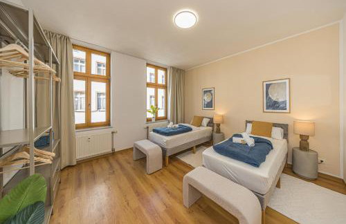 LeHaStays - Apartment Buckau 15 I 2 Zimmer I voll ausgestattete Küche I Balkon I Smart TV - Photo 33