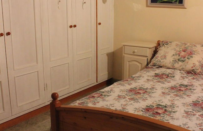 Beautiful 2-bed Bungalow in Parque Holandés - Photo 3