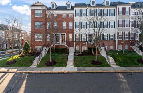 Metro & Andrews AFB Nearby Perfect Townhome! - Foto 14