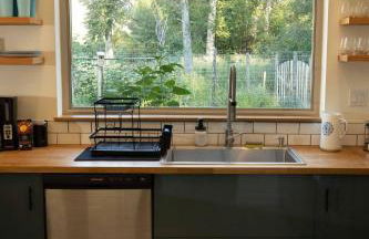 Trailside vacation home—easy walk to Winthrop - Foto 18