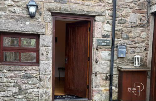 Old Corner Barn Lake District Escape by PolkaStays - Photo 13