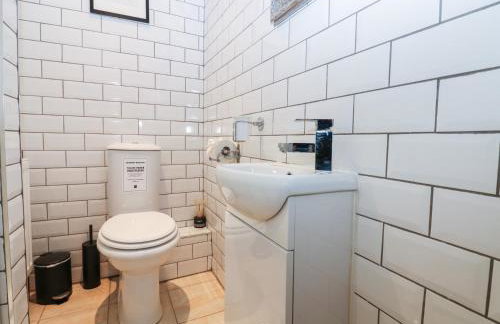 Knights Corner Stanhope Castle - Photo 21