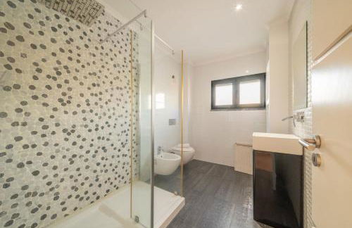 GuestReady - Charming family retreat with pool - Photo 18