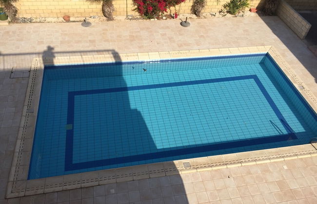 2 Bed Flat - Sleeps 4 - Pool - Parking - Wifi - Foto 13