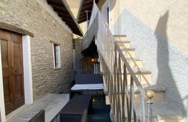 Independent Stone House with Lake View - Photo 41