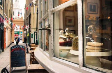 Elegant & spacious parkside 2-bedroom 2-bathroom flat in period building facing Blackheath - parking, great Greenwich location, easy for O2 Arena and City, very near Marathon start line! - Foto 40