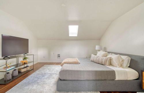 Stay Portland - Perfect Portland Farmhouse Loft - Breweries & Bars - Foto 17