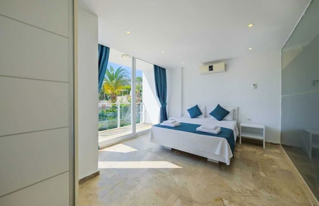 Villa Lumiere 3 Luxurious 5 bed Villa in Kiziltas Kalkan With sea Views - Photo 12