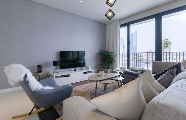 FAM Living - City Walk Mall - Photo 41