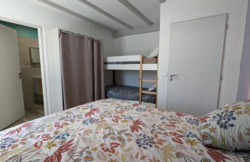 Maison spacieuse avec piscine privée, climatisation, Wi-Fi, animaux acceptés et parking - FR-1-653-268 - Foto 27