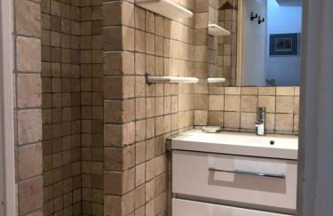 Appartement 60m2 piscine au coeur de Saint-Tropez - Photo 8