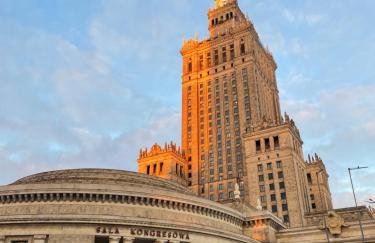 Emilka z widokiem na Pałac Kultury - Foto 18