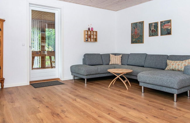 8 Person Holiday Home in Bjert - Foto 13