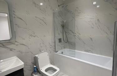 Lovely 1-bedroom flat with Patio - Foto 7