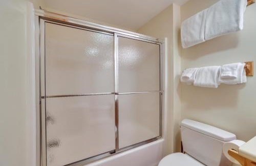 Ski-InandSki-Out at Jay Peak Resort Condo! - Foto 15