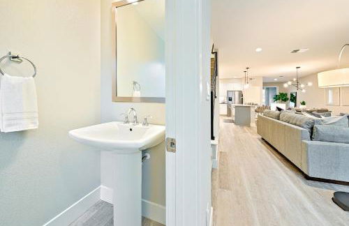 Modern 4BR - Private Balcony - Garage Parking - Foto 22