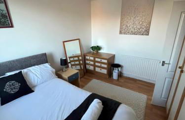 Comfortable 2-Bed Flat in Heart of Tyne Wear - Pass the Keys - Foto 18