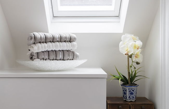 JOIVY Dazzling 2BR flat near by East Putney station - Foto 10