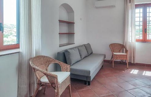 Nice Apartment In Santa Lucia Del Mela - Foto 18