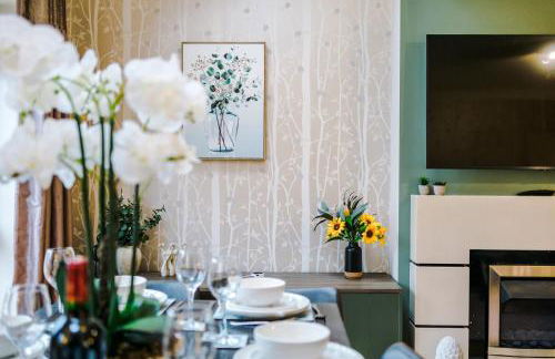 NEW! Incredible Home In Northwich By 53 Degrees Property, Perfect For Groups, FREE Parking! - Photo 13