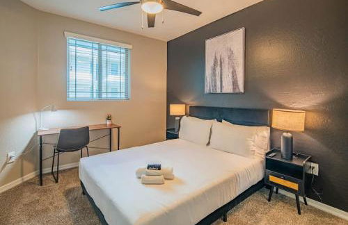 Extensive 2BD - ASU - Sloan Pk - WD - Parking - Sleeps 8 - Foto 6