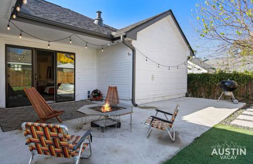 Family 3BR 2BA Home Near Charming Main Street w Cowboy Pool by Austin Vacay - Foto 20