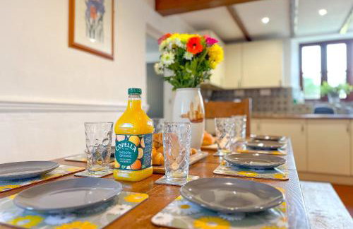 Seaside-Dog Friendly-Country Cottage-w log burner - Foto 2