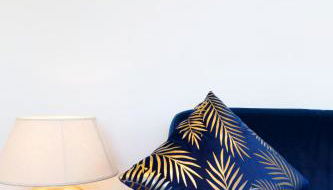 Villa d exception avec terrasse, jacuzzi, vue mer, parking, en plein cœur du village de Eze - Foto 4